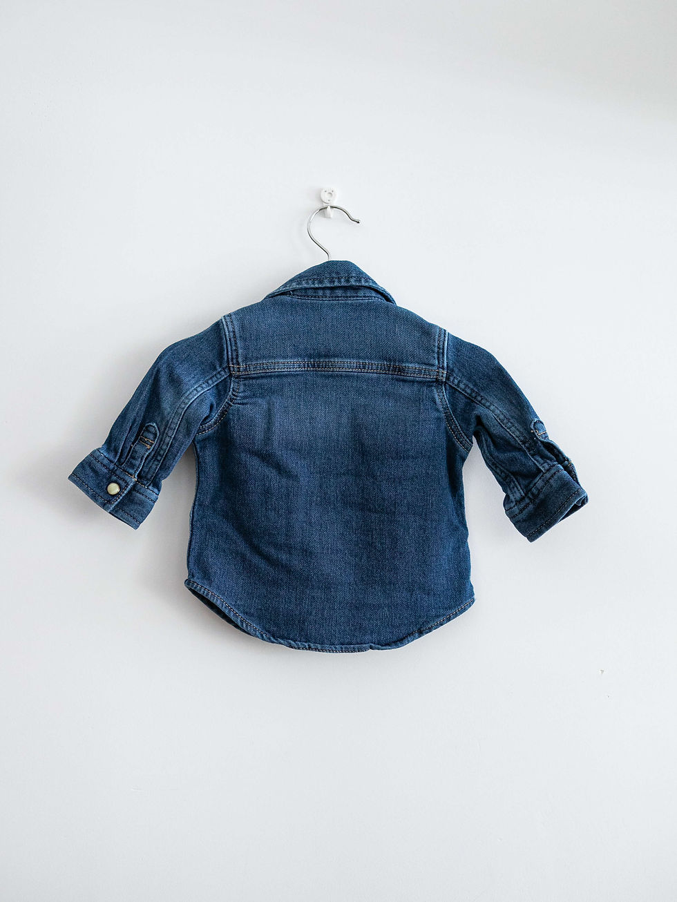 מידה 3-6 חודשים | חולצה מכופתרת ג׳ינס עבה | GAP