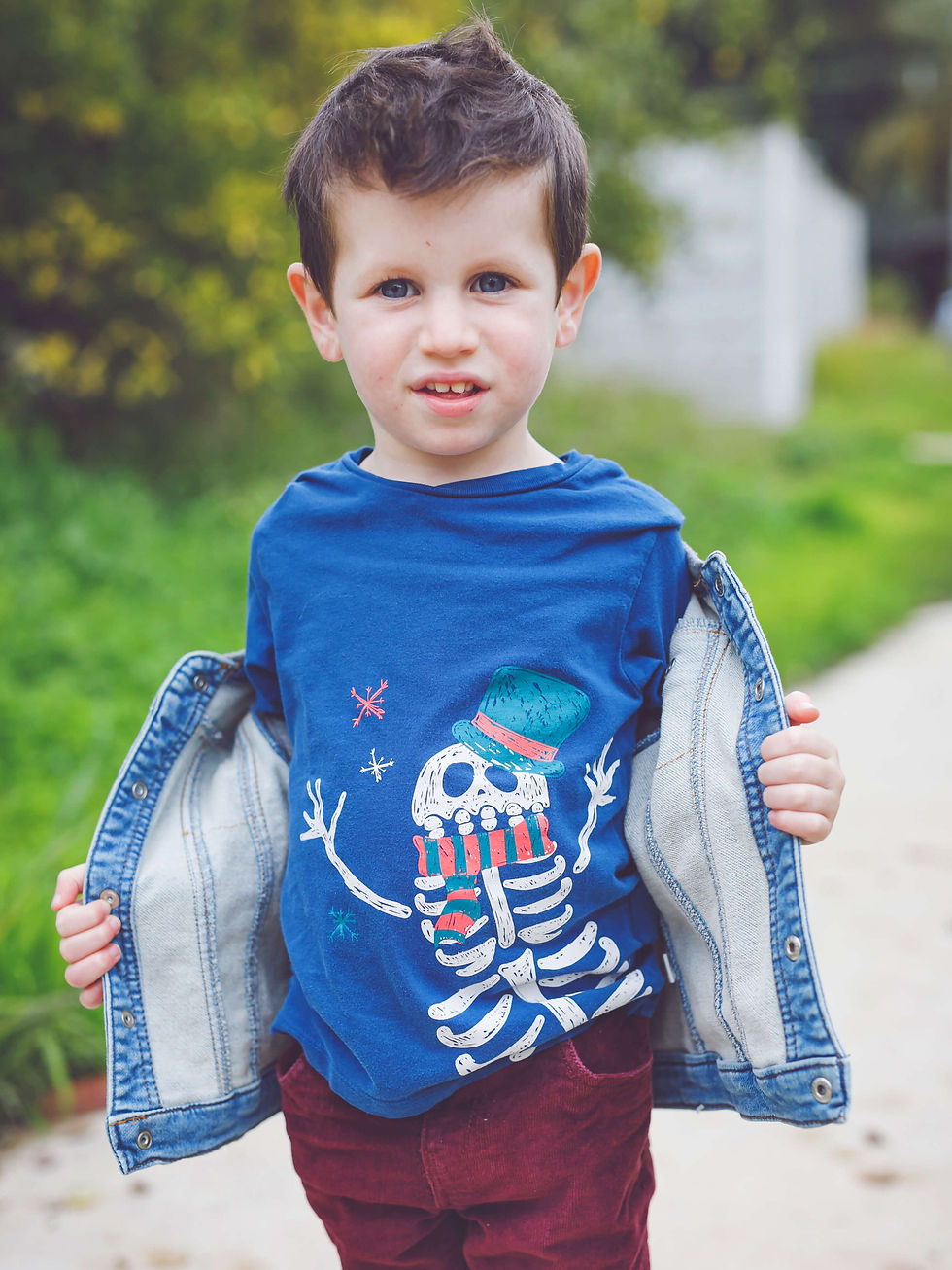 מידה 2-4 טי-שירט ארוכה כחולה עם שלד