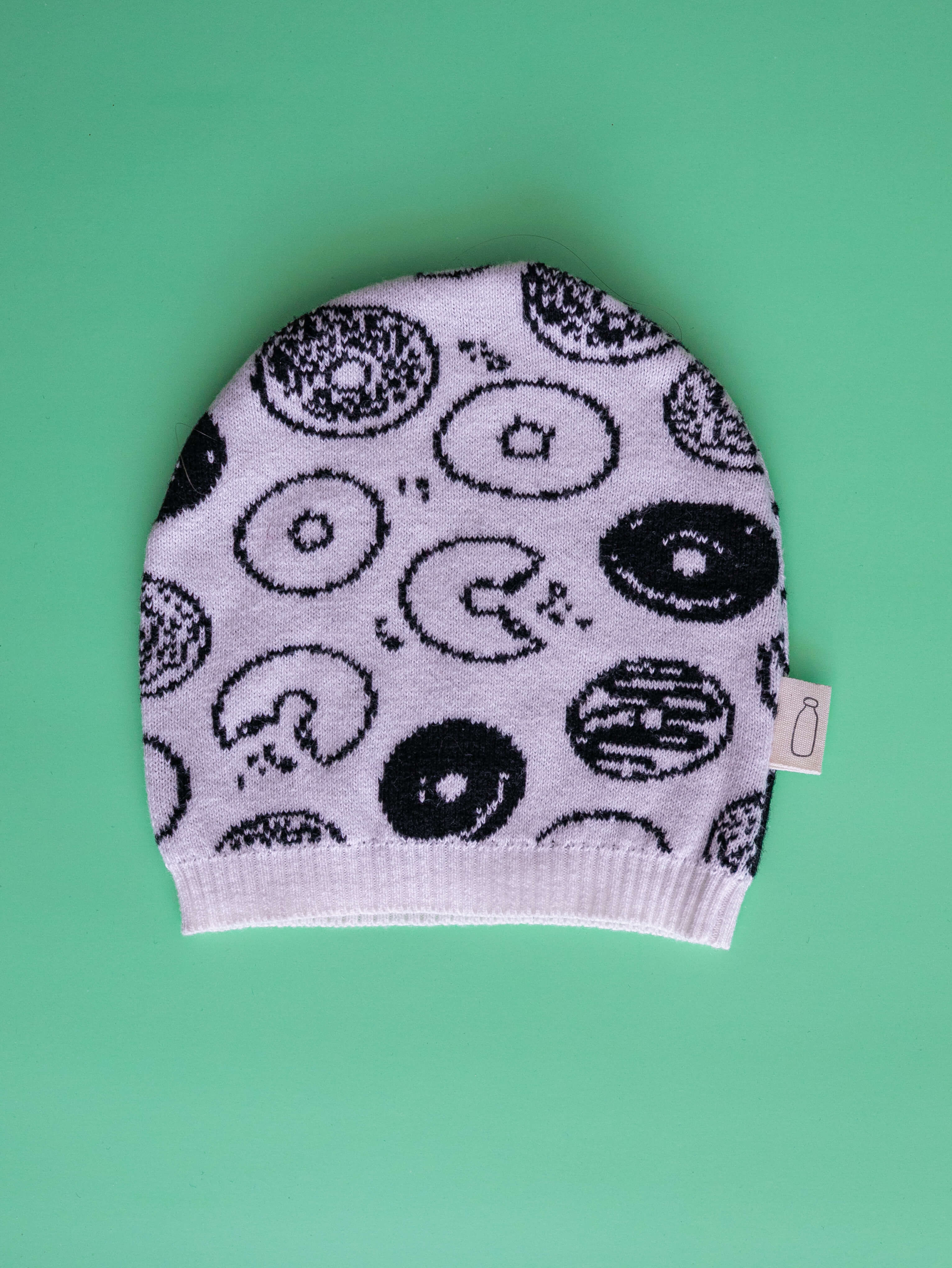 מידה 6-12 חודשים | כובע צמר דונאטס שחור לבן | Milk & Black