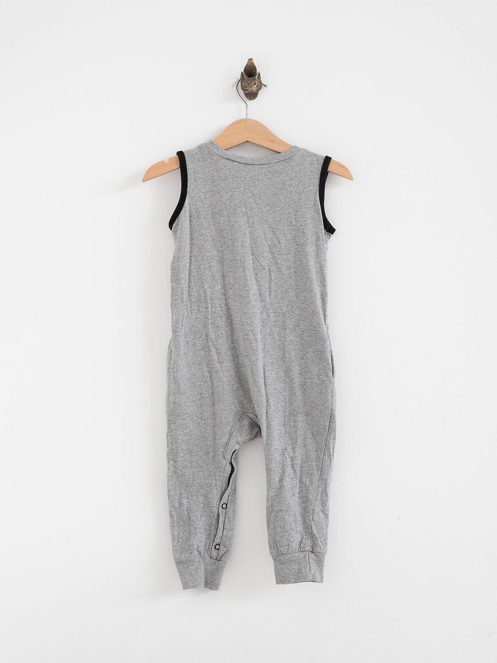 חליפת פיג'מה אפורה לתינוק