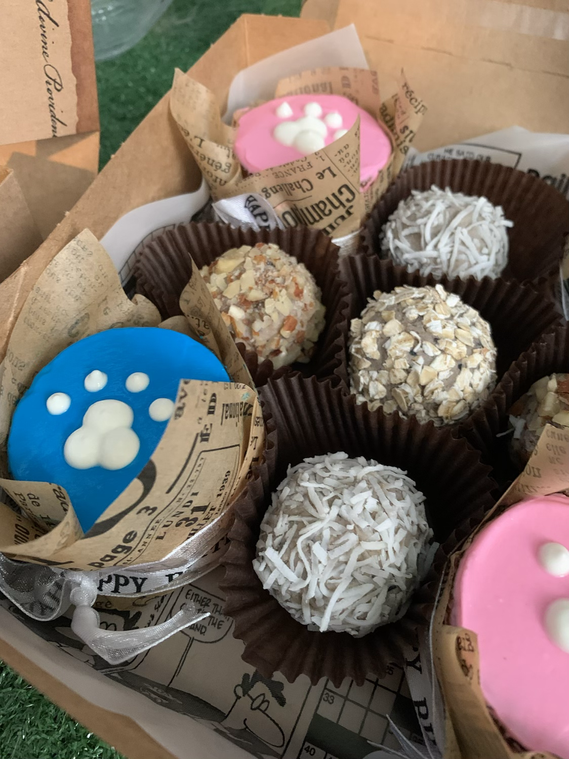 Pawty Pack add-on (4PupCakes+5Pawruffles)