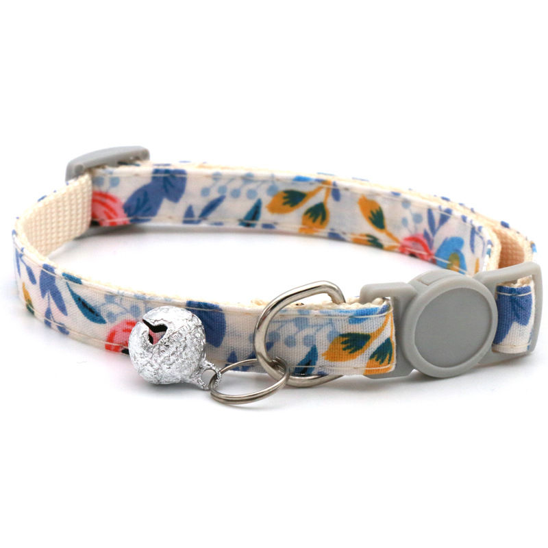 Thumbnail: Adjustable Little Daisy Dog Neck Scarf Puppy Breakaway Pet Cat Dog Kitten Collar