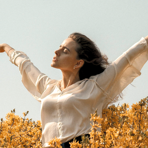 🌺 Ménopause & Réflexologie plantaire : un accompagnement tout en douceur