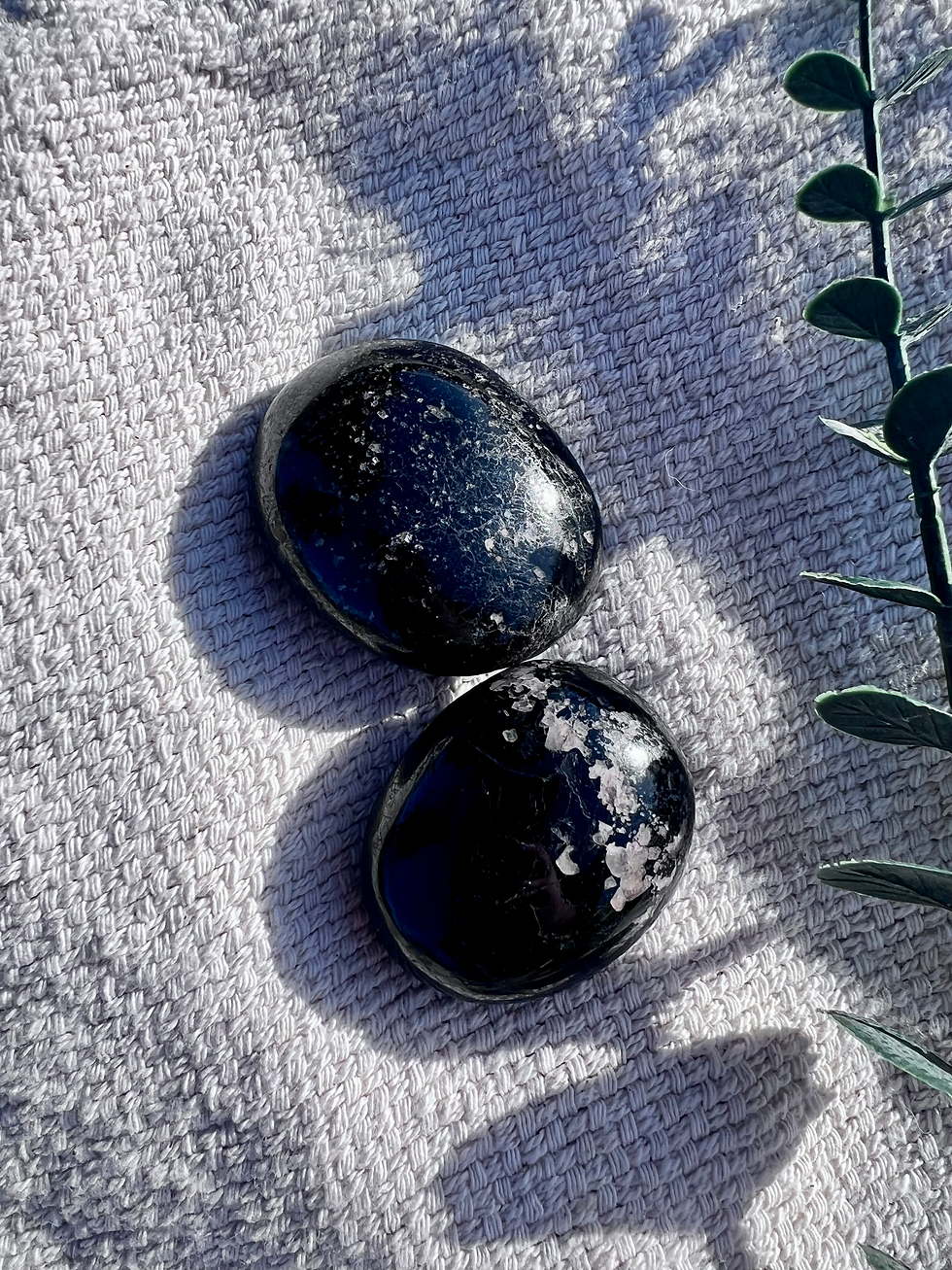 Black Tourmaline Palm Stone