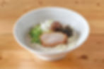 豚骨麺