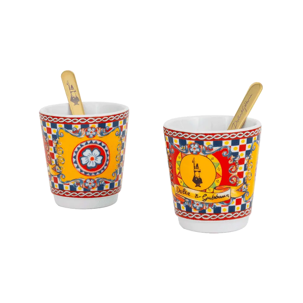 Miniatura: Dettaglio decoro Carretto Siciliano su Moka Express Bialetti x D&G.
