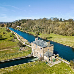 Gauge_House_River_Lea.jpeg