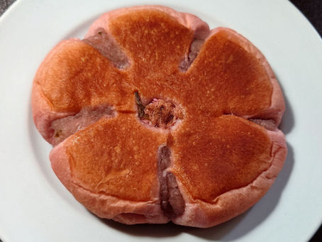 「マルエツ」新志津店で、桜の季節限定・さくらあんぱんです