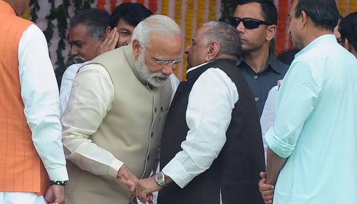 Modi Greeting Mulayam