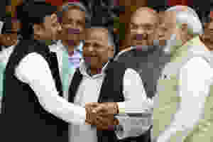 Old Picture of Akhilesh with Modi