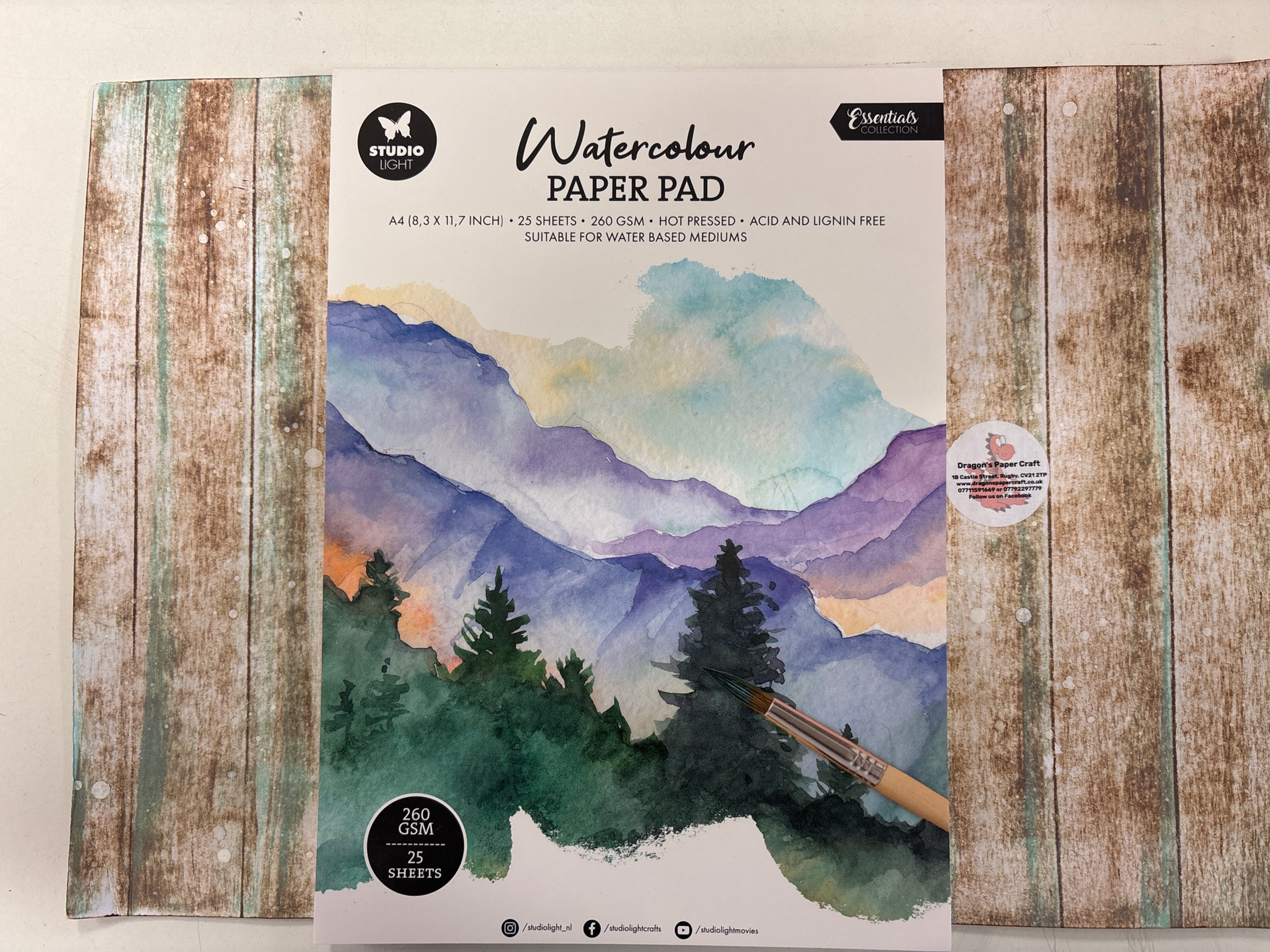 STUDIO LIGHT  ESSENTIALS - PLAIN WATERCOLOUR PAPER PAD - A4 - 25 SHEETS