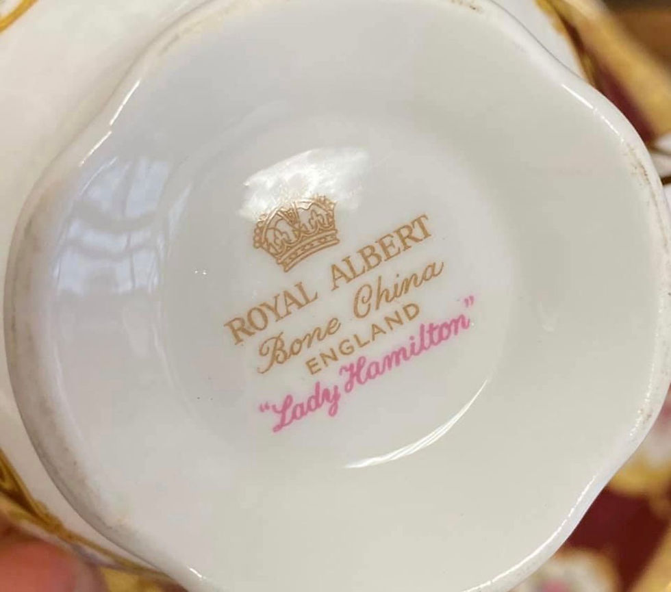 Miniatura: Duo da tea Royal Albert "Lady Hamilton "