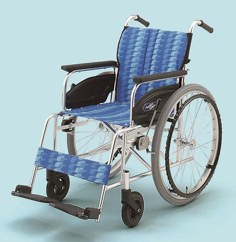 スタンダード自走車椅子(日進医療機器)