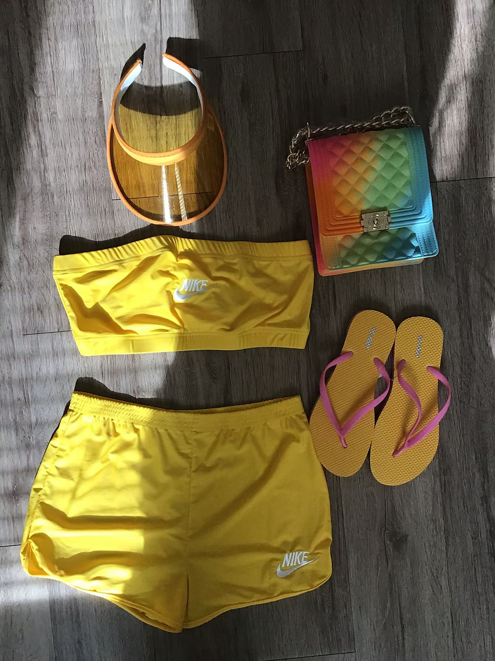 Thumbnail: Nike Two Piece Strapless  Shorts