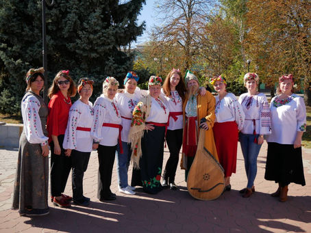 КОЗАЦЬКИЙ КУРІНЬ ПО-БІБЛІОТЕЧНОМУ