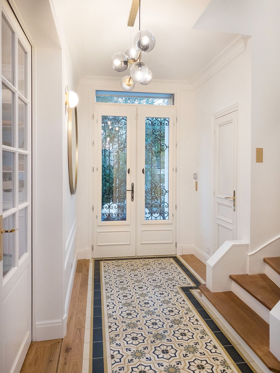 renovation-haut-de-gamme-saint-germain-en-laye-cuisine-porte-d-entree-tradition-carreaux-d