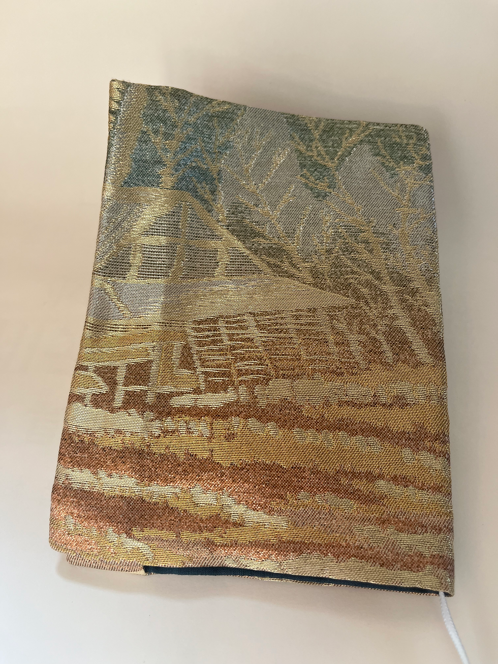 文庫版ブックカバー(金)