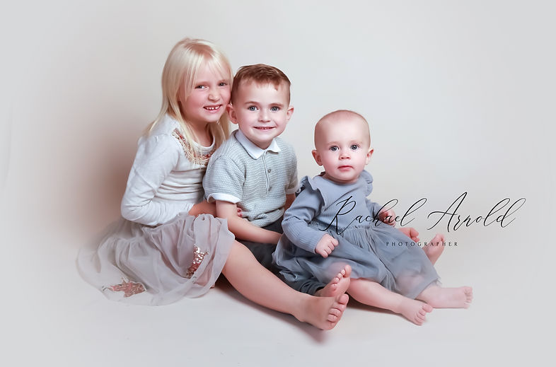 newborn photographer solihull