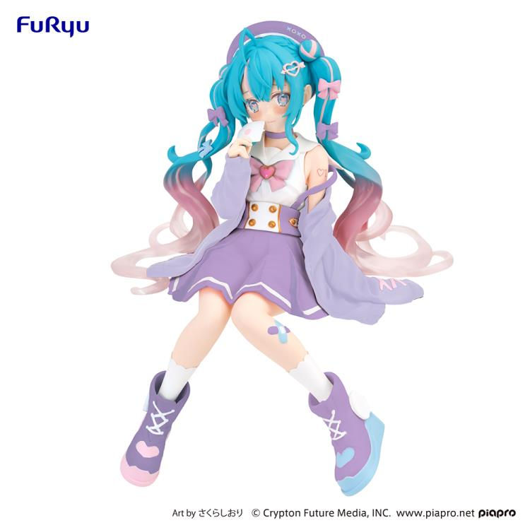 Thumbnail: Vocaloid Hatsune Miku (Love Sailor Purple Color Ver.) Noodle Stopper Figure