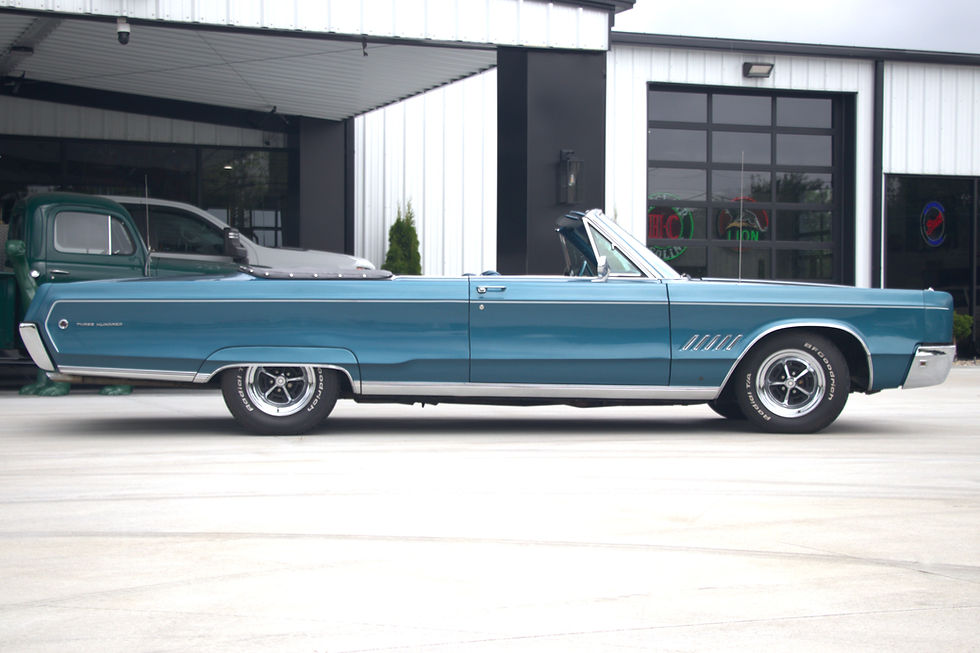 1968 Chrysler 300 Consort Blue 8445 (8).jpg