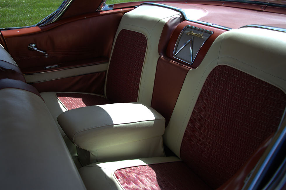 1958 Pontiac Bonneville (31).jpg