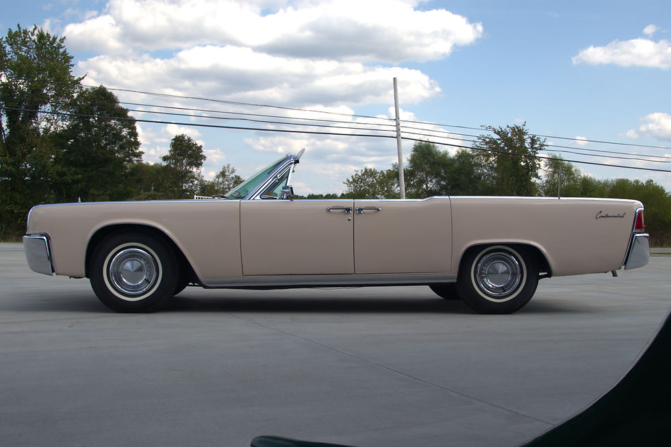 1962 Lincoln Continental Convertible 2503 (47).jpg