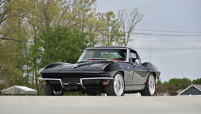 1963 Chevrolet Corvette Split Window Coupe 1801 (1).jpg