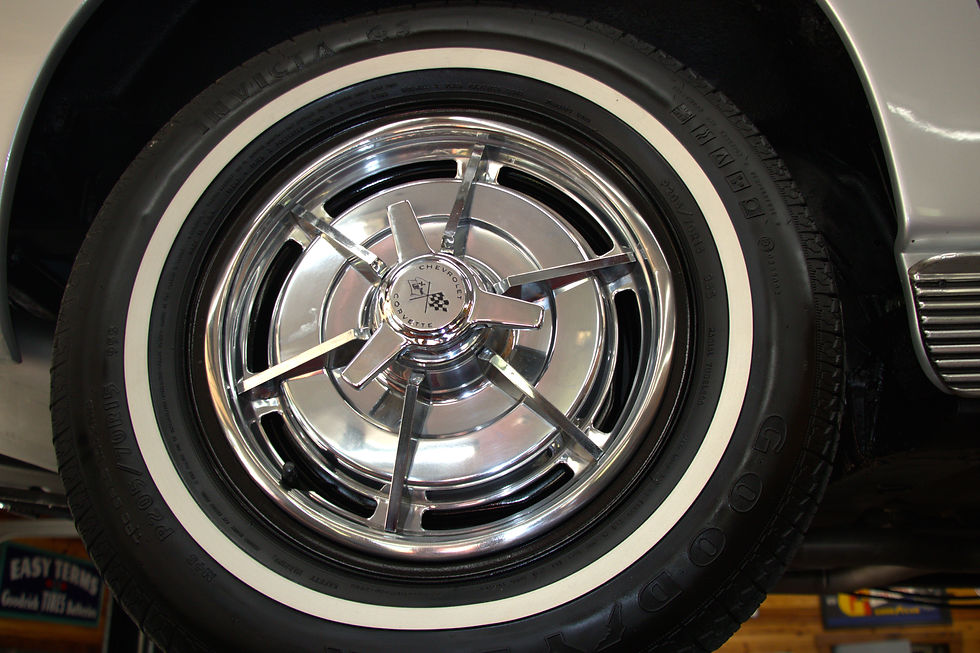 1963 Corvette Split Silver (42).jpg