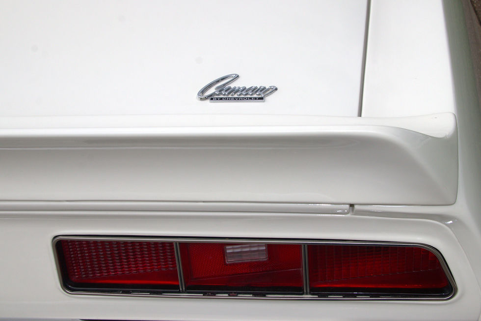 1969 Chevrolet COPO Camaro White 0826 (21).jpg