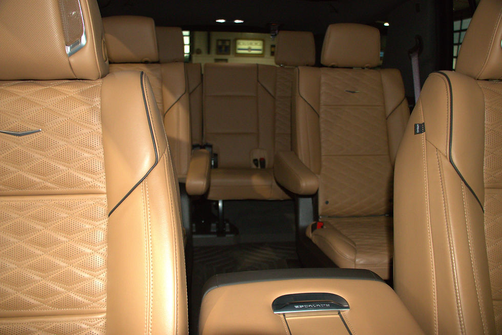 2022 Cadillac Escalade (10).jpg