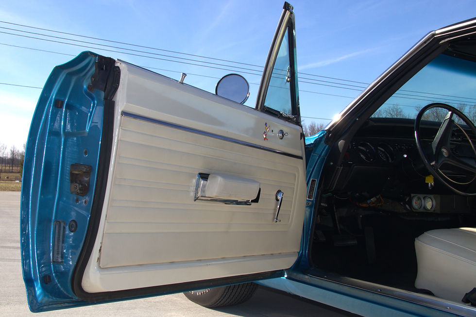 1970 Plymouth Road Runner Superbird 5384 (21).jpg