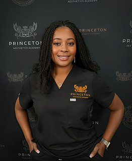Hannah Twumwaa, Just Essence CEO