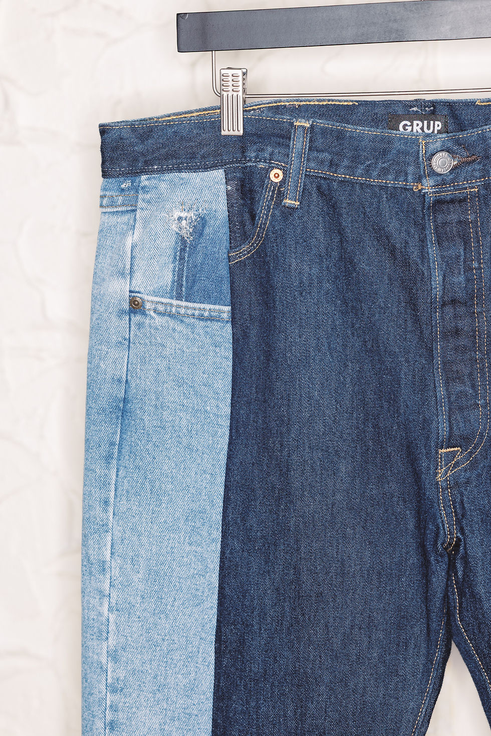 Thumbnail: 2016 Levi’s 501 Two-Tone Straight, item no. 02-10511