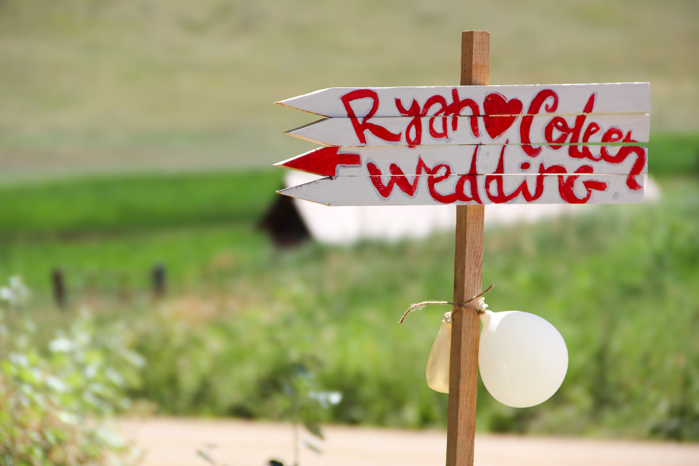 a sign that says ryan for wedding on it