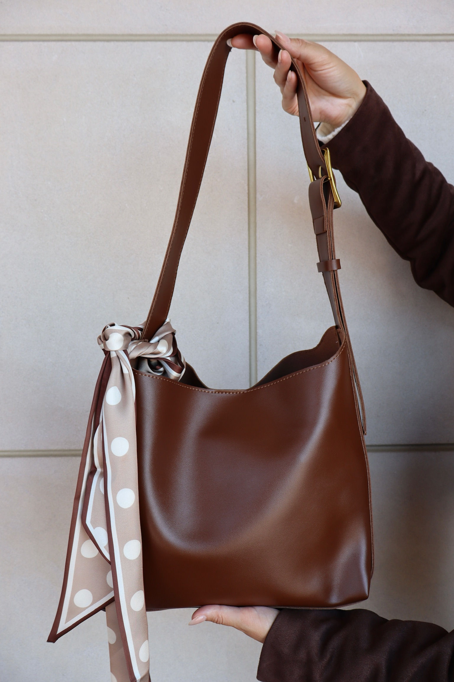 Willow Bucket Bag - Light Brown