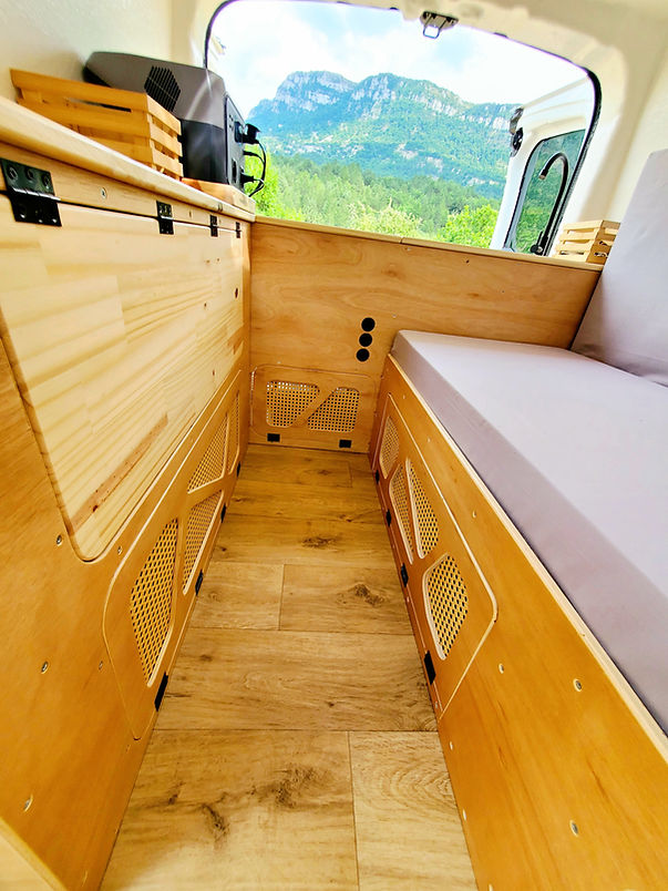 Aménagement van sisteron