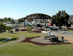 Outdoor_exhibit_aircraft_looking_northwe