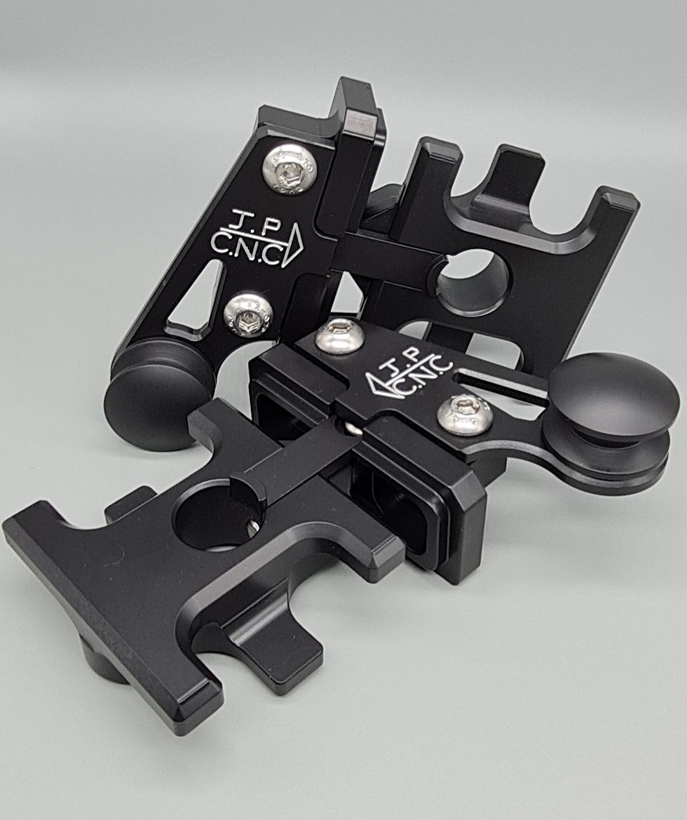 Suzuki SV650 MK2 Chain Adjuster Lifters - Black