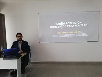 Conferencia de protección Radiológica en IESS-MANTA