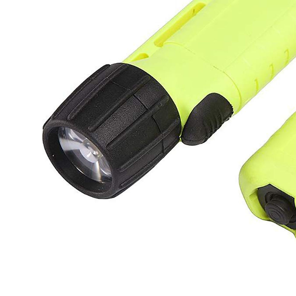 Thumbnail: Underwater Kinetics 4 AA Xenon Front Switch Flashlight (Safety Yellow)