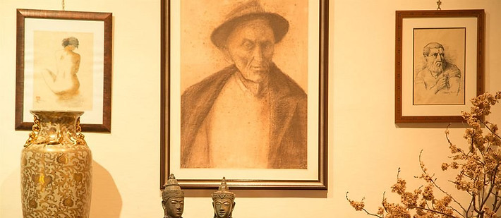 Decorative art at the Montalcino Guesthouse, Tuscany