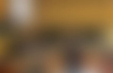 당 회의 의장은 바쁜 와중에도 이태석재단에 큰 관심을 보였습니다.