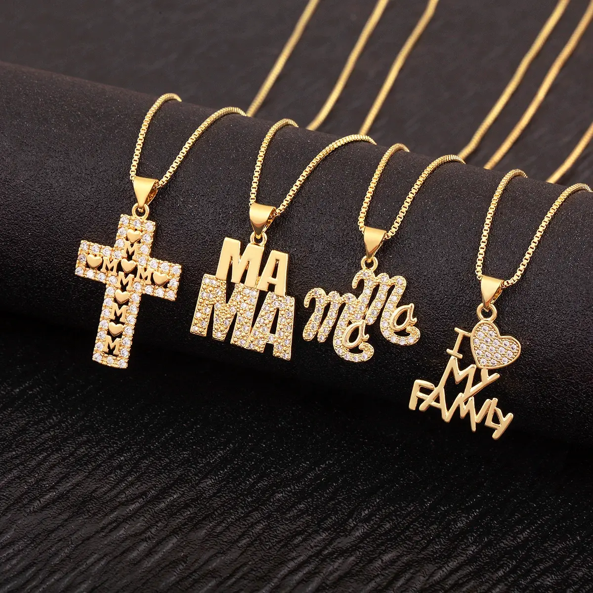 Collares varios diseños para MAMA
