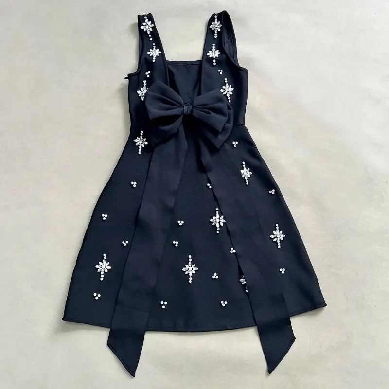 Miniatura: Vestidos Lola