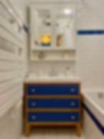 Revalorisation d'une commode en meuble de sdb