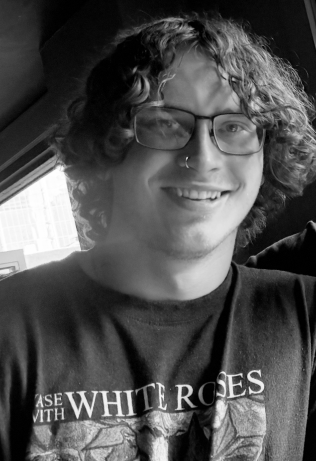 Pic of Alex_edited.png