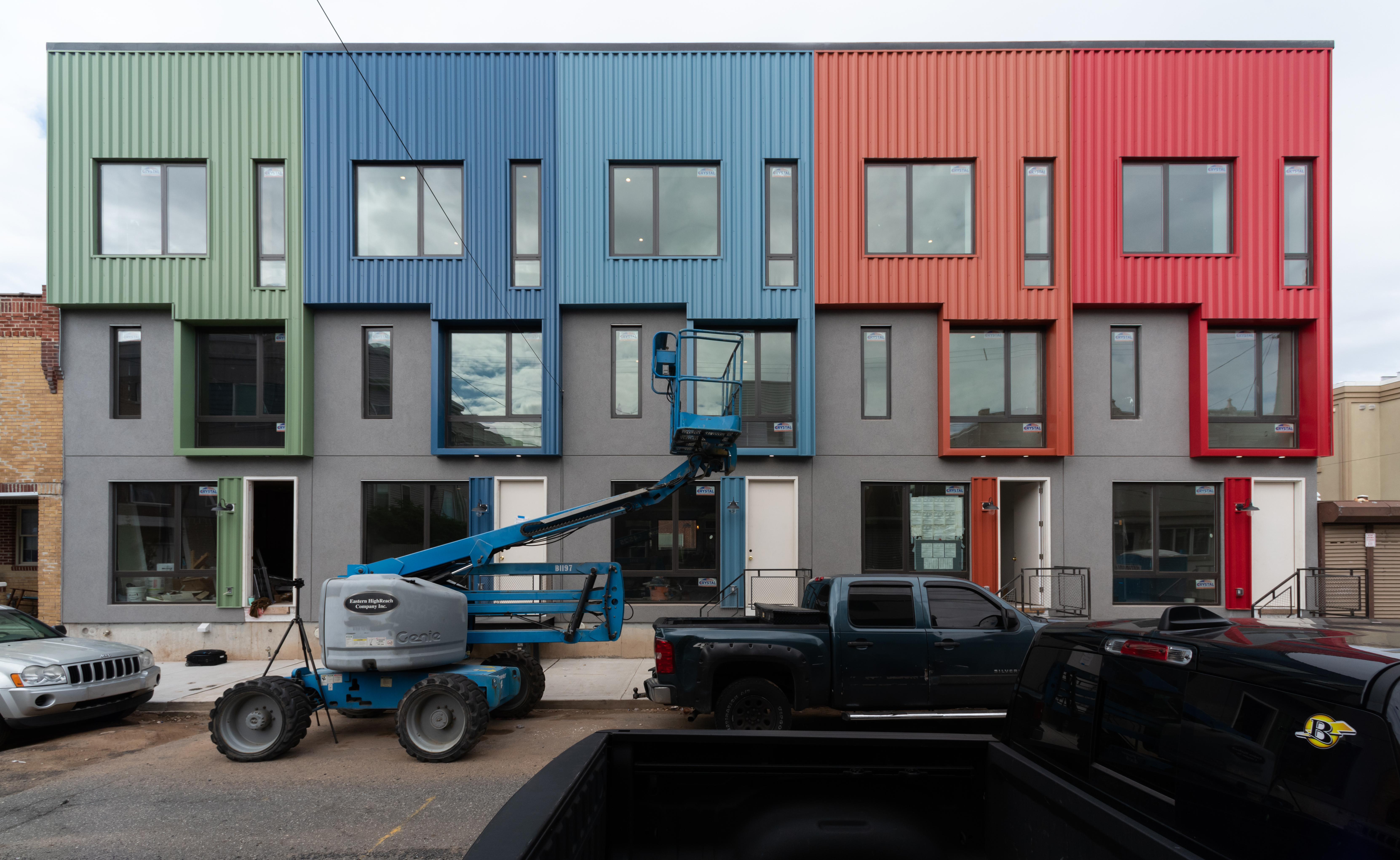 Row of new construction homes built by Paiz Builders in Port Richmond
