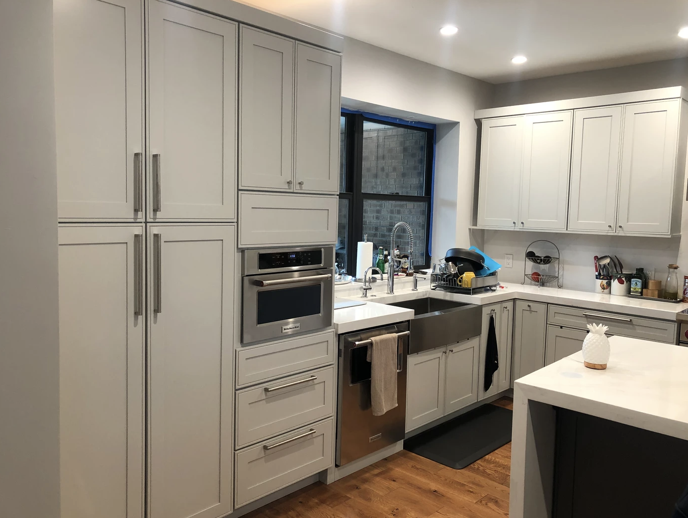 Custom white kitchen after the renovation