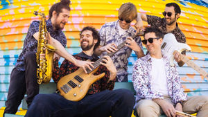 Carl Mayotte et ses musiciens : phénoménaux!