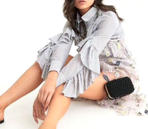 Thumbnail: Trelise Cooper In A Ruffle Shirt sz 8